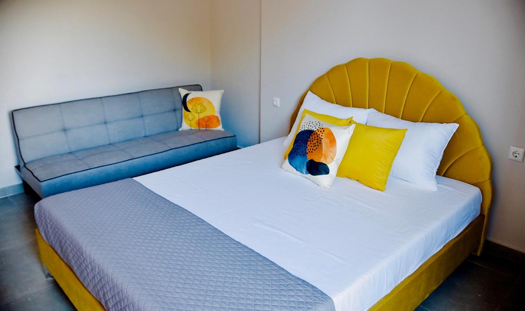 Room Nine 9 Beachfront Apartments Nea Kallikrateia Extérieur photo