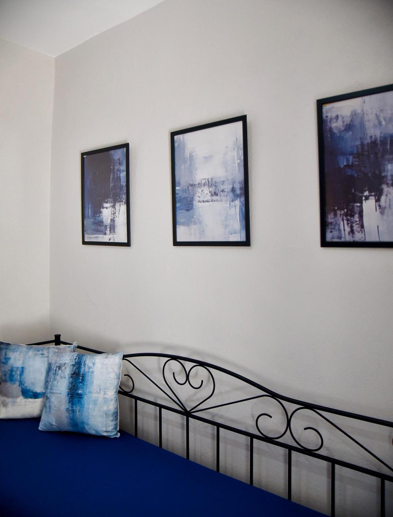 Room Nine 9 Beachfront Apartments Nea Kallikrateia Extérieur photo