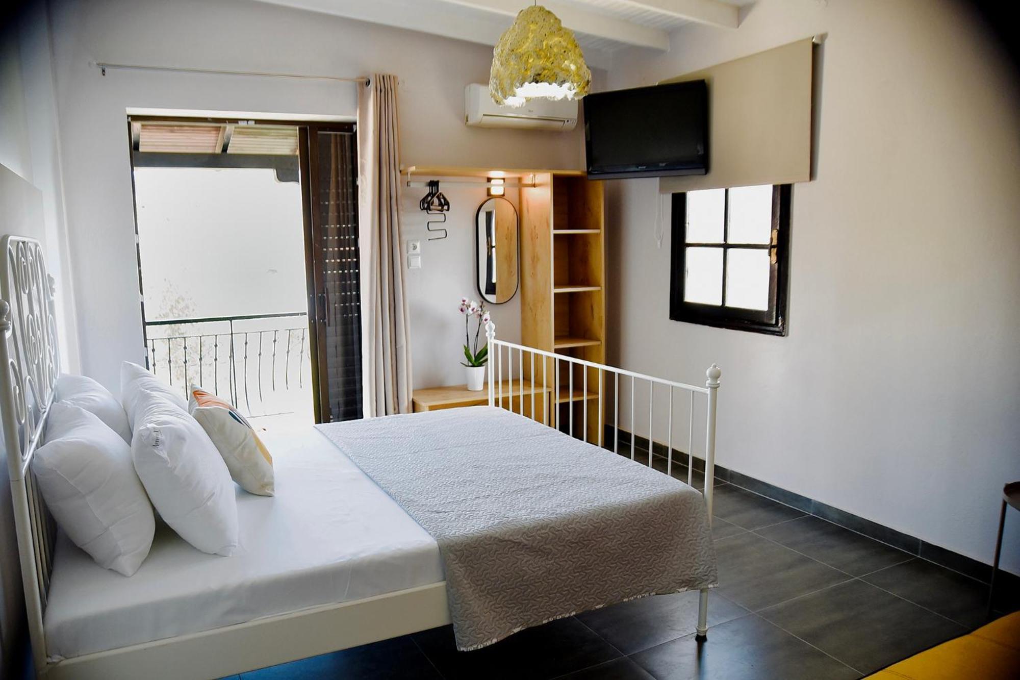 Room Nine 9 Beachfront Apartments Nea Kallikrateia Extérieur photo