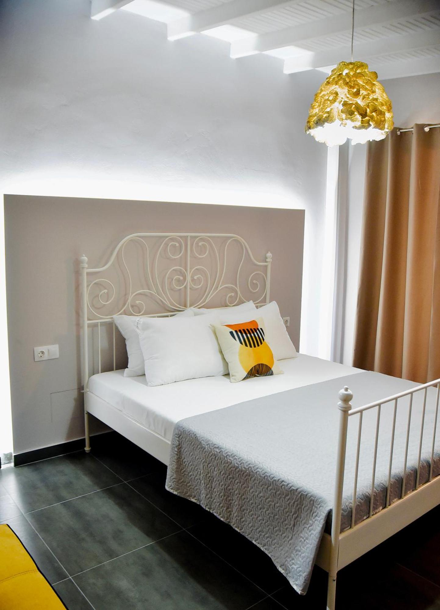 Room Nine 9 Beachfront Apartments Nea Kallikrateia Extérieur photo